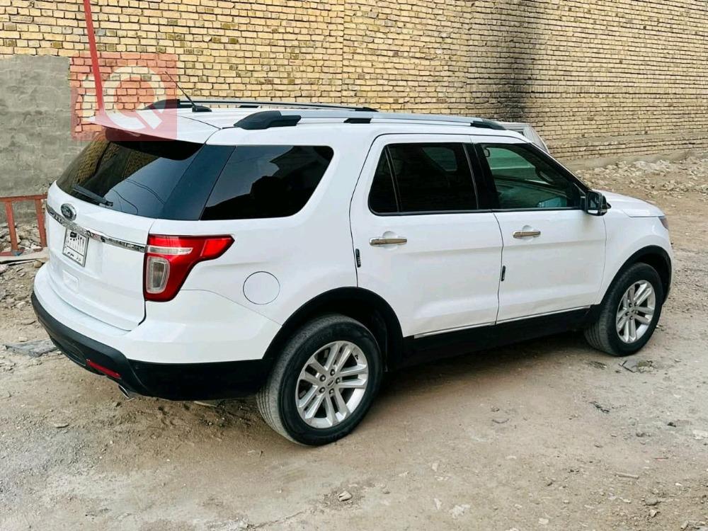 فۆرد ئێکسپلۆرەر